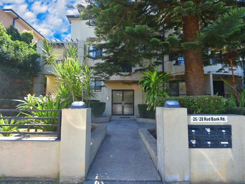 2 Bedroom Apartment Offering Style & Convenience 