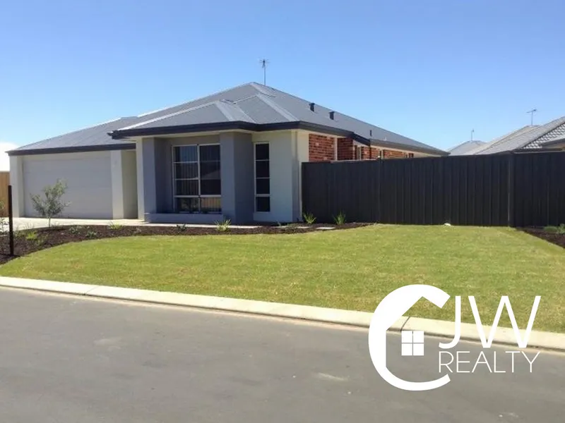 4 Bedroom Home with Large Side Access!