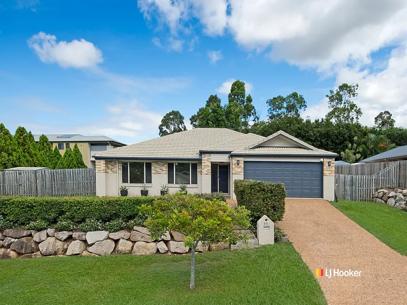 SPACIOUS FAMILY HOME WITH SIDE ACCESS ON 704SQM!
