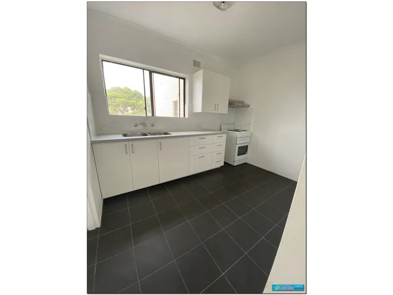 Freshly painted 2 bedroom unit