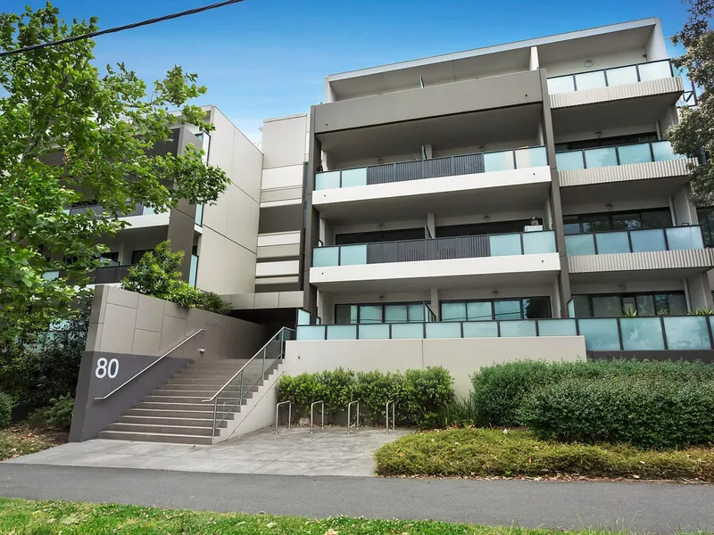 2 Bedroom Apartment with Furniture