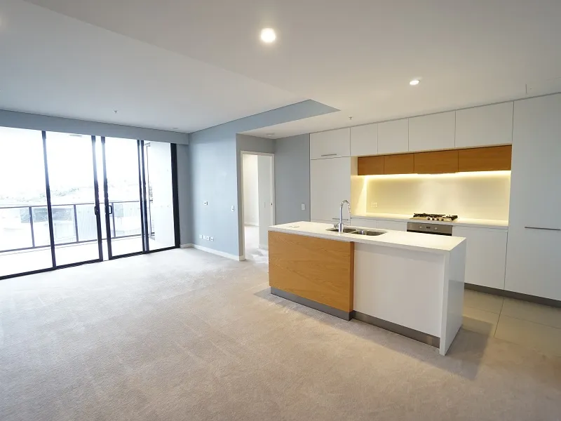 Water View Unfurnished 2 Bedroom Apartment in the Most Sought after Portside