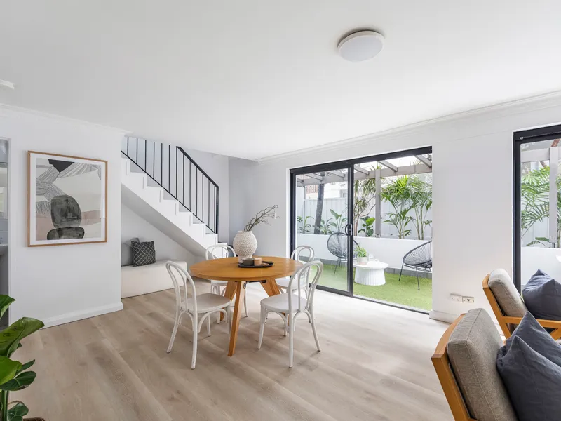 NORTH BONDI 3 BEDROOM TOWNHOUSE
