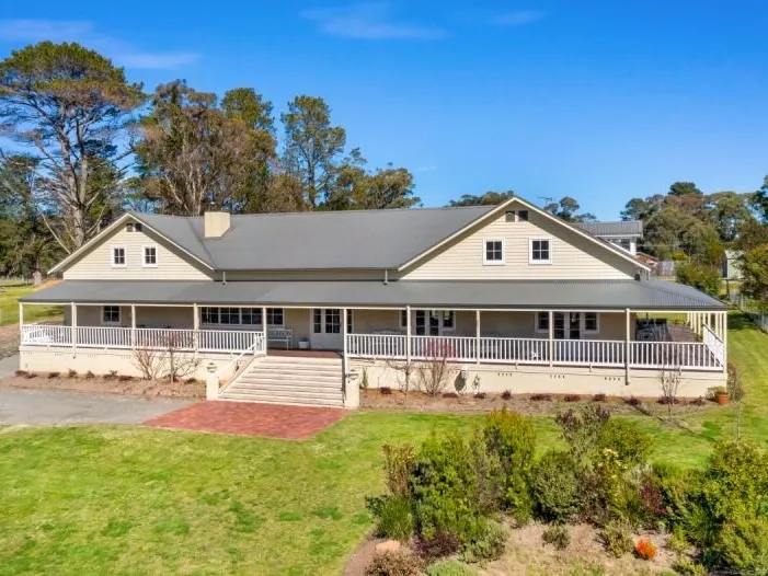 The epitome of grand country living