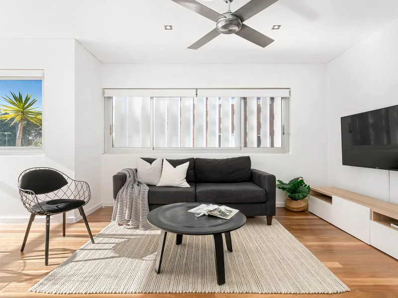 Peaceful North Facing Sunlit Open Plan Living