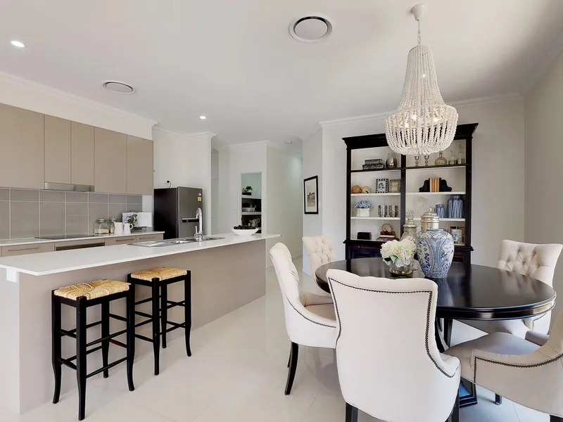 Ducted Air Con & High Ceilings Included!
