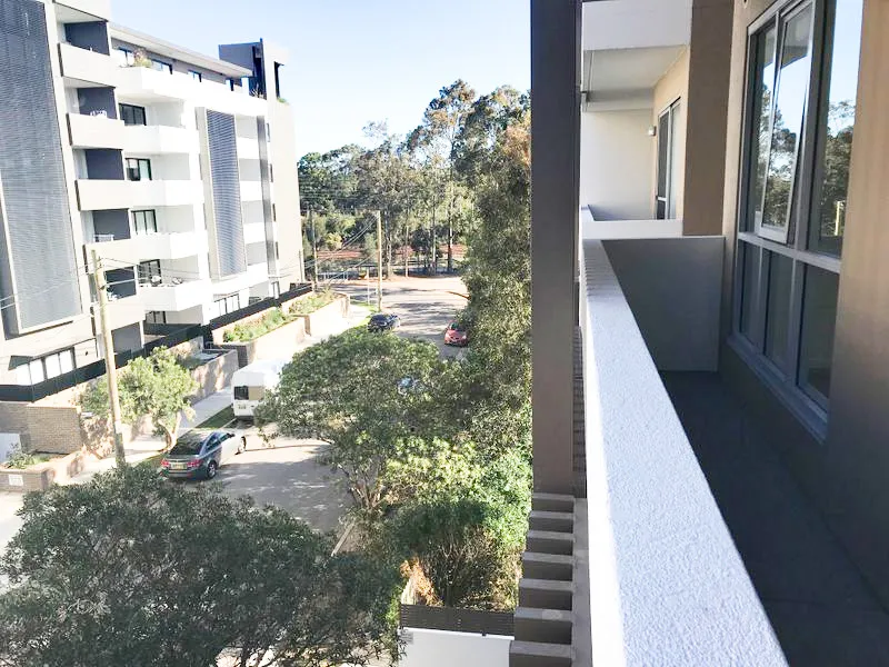 Near NEW Spacious Luxury 2 Bed Apartment 