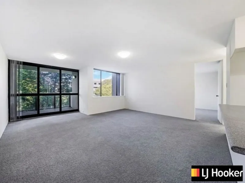 Lifestyle Location and Priced to Please