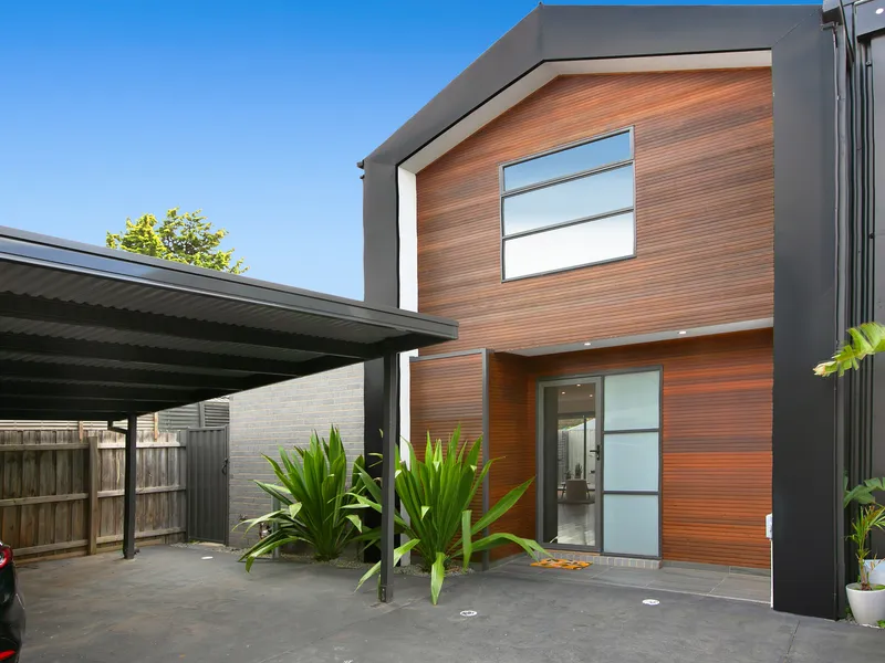 Stylish Contemporary Vibes