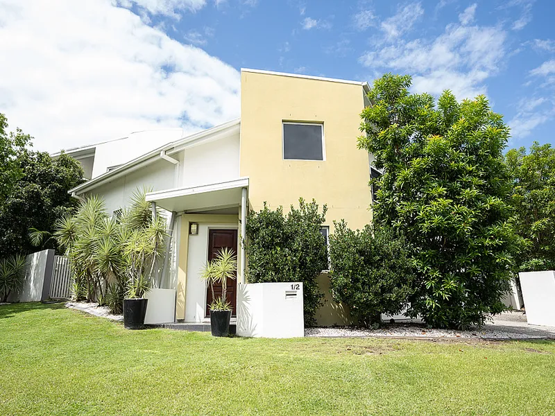 Unique, Modern, Light-filled & Architecturally Designed Home