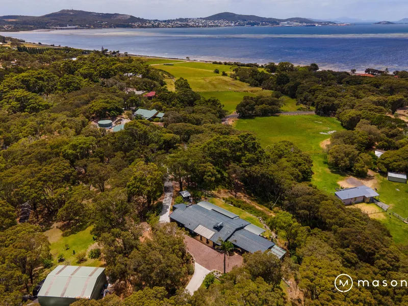 Secluded Sanctuary on the Ridge