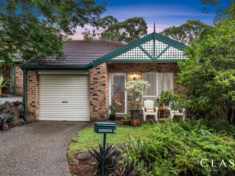 FREE STANDING HOME, LUSH SURROUNDS, VERY LOW BODY CORP, CONVENIENCE!