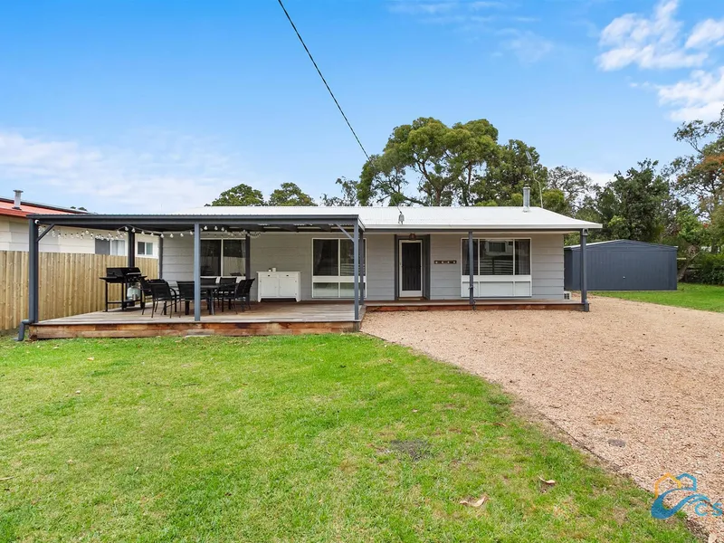 BEACH HOUSE ON DOUBLE BLOCK