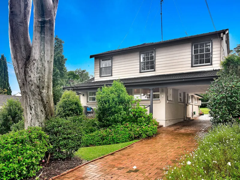 IMMACULATE FAMILY HAVEN IN QUIET CUL-DE-SAC