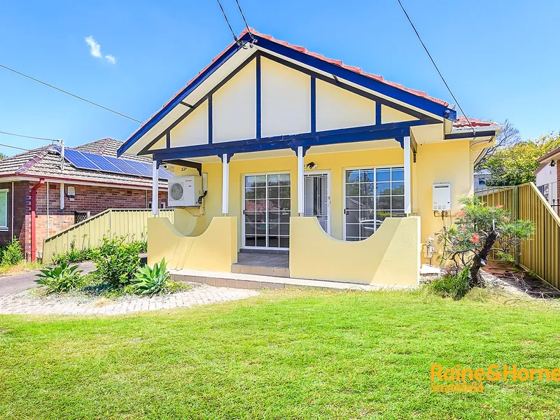 3 Bedroom House in Quiet Location | Freshly Painted