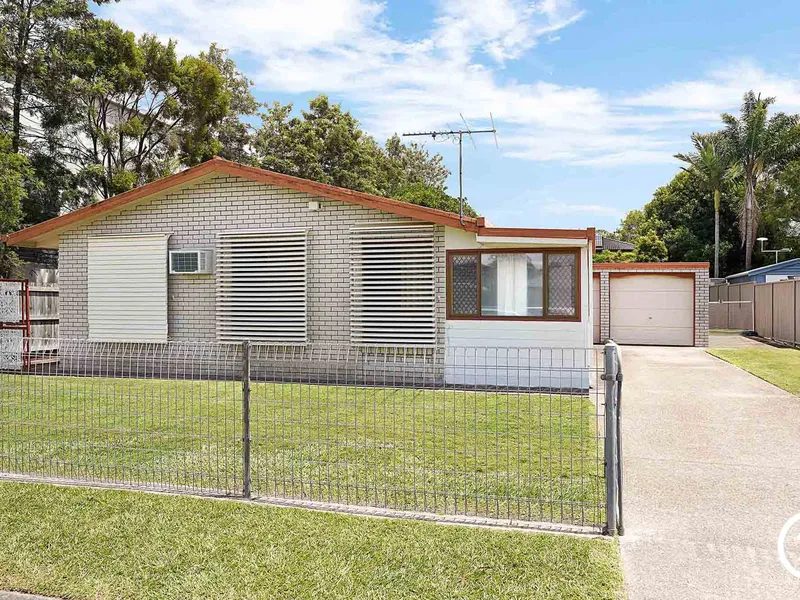 GREAT LOCATION FOR INVESTMENT OR FIRST HOME BUYER