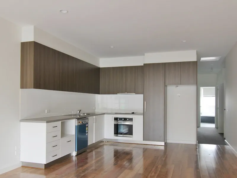 TWO BEDROOM APARTMENT IN GREAT LOCATION!