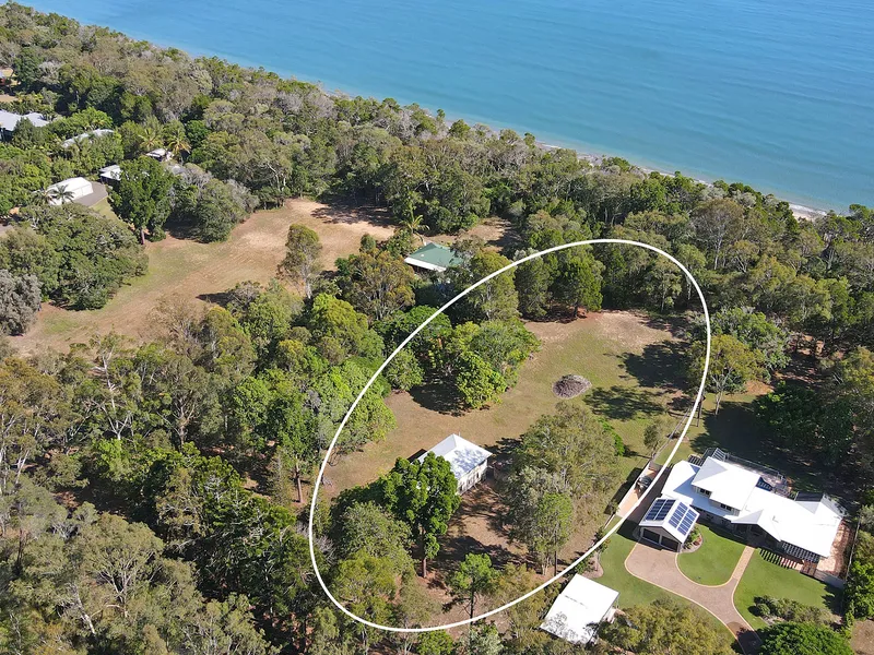 Beachfront Opportunity. Two Titles – 6671m2