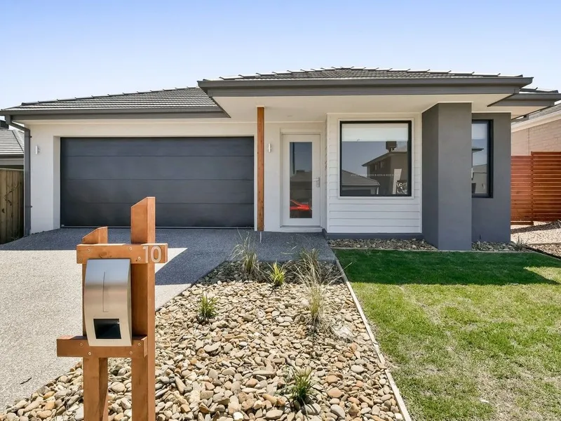 Modern and spacious family home - excellent condition