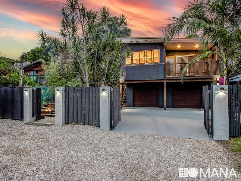 Seaside escape - stylish beach house with separate studio