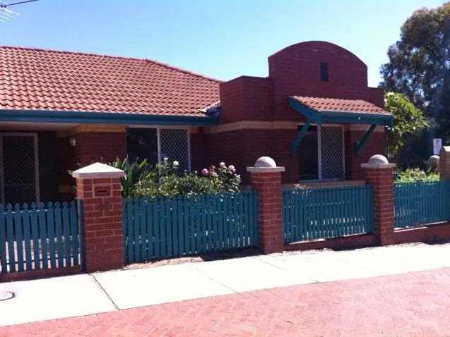 ENJOY THE COMFORT AND CONVENIENCE OF KYLE COURT - VIEWING BY APPT