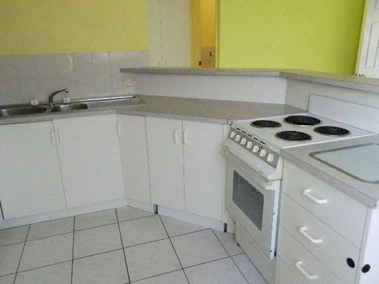 Charming 3-Bedroom Unit in Prime Maroochydore