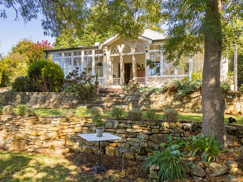 'The Bungalow': a C1880 piece of Hills history with a curious past and gorgeous perspective...