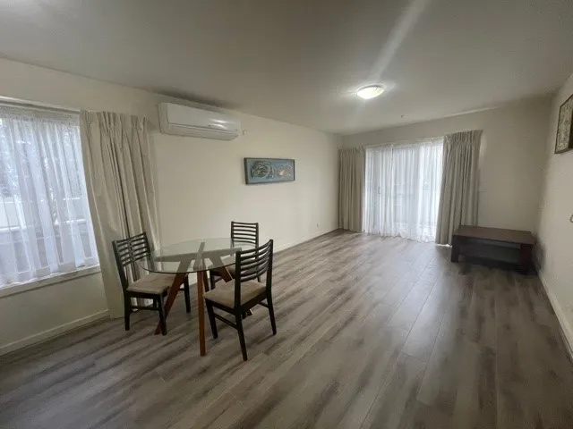 NEAT APARTMENT, EXCELLENT LOCATION