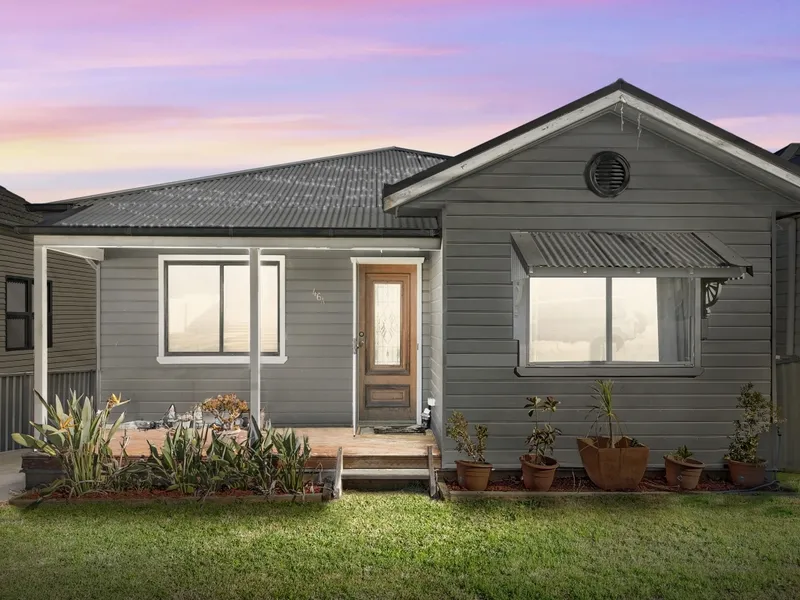 Renovated spacious cottage with close proximity Maitland CBD