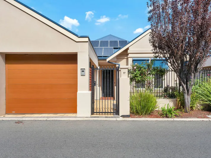 Stunning two-bedroom cottage close to community amenities in a private and secure setting – Enjoy nearby shops or walk to the beach!