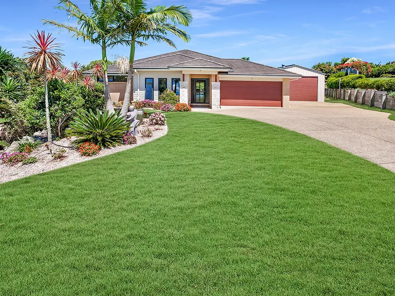 Prestigious Family Home In Outstanding Location!