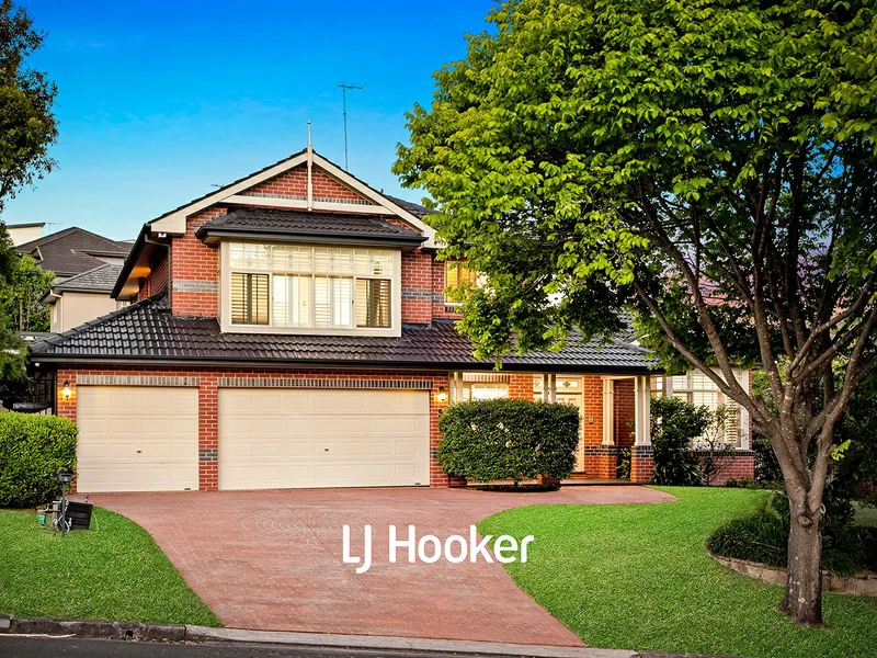 OPEN HOME : SATURDAY 11:00AM - 11:45AM