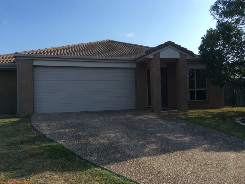 Perfect family home, Big Open Plan Tiled Living Area Air Conditioned, Modern kitchen with Dishwasher, Separate Laundry, Separate Study