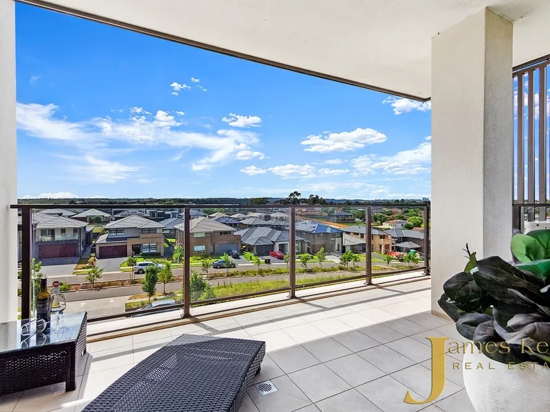 Absolutely Stunning ! North East Aspect With District Vistas All Around !! EXCELLENT VALUE