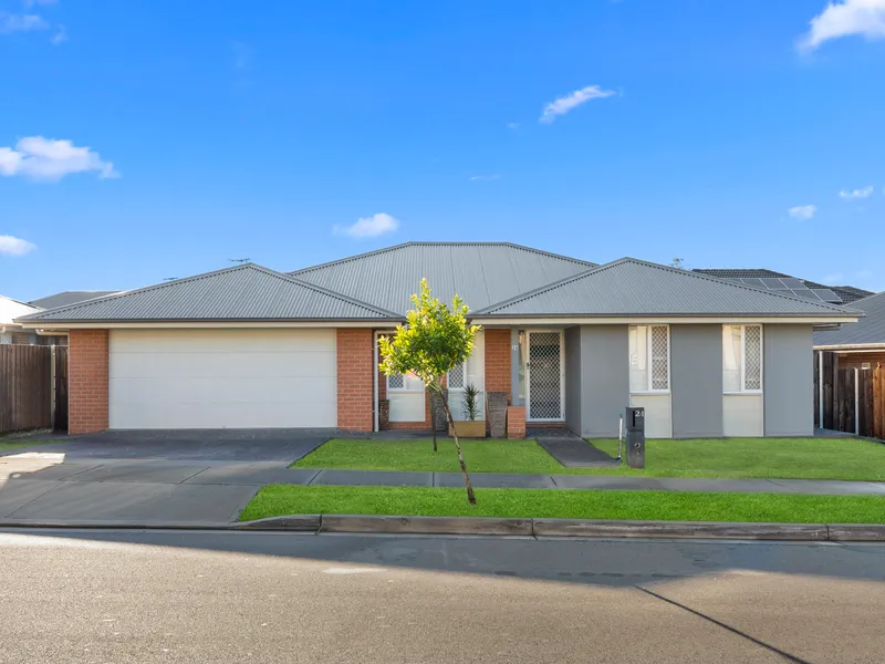 SINGLE LEVEL LIVING AT ITS BEST!