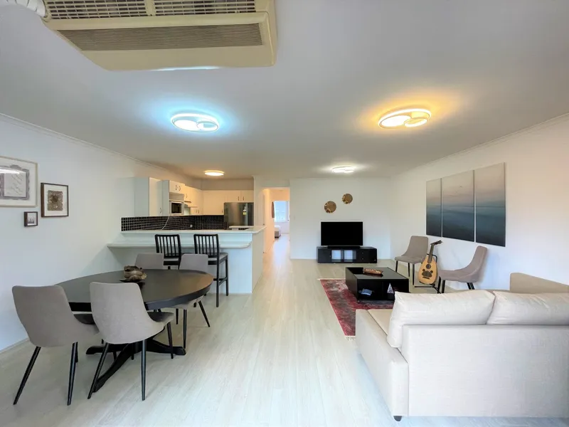 Oversized Full of Natural Light