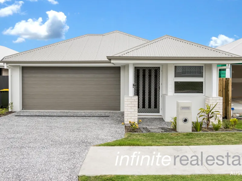 BRAND NEW 4 x 2 with Study!