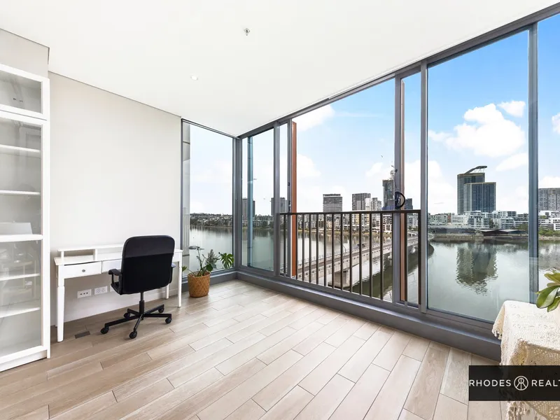 Full Furnished Immaculate Waterfront Vistas