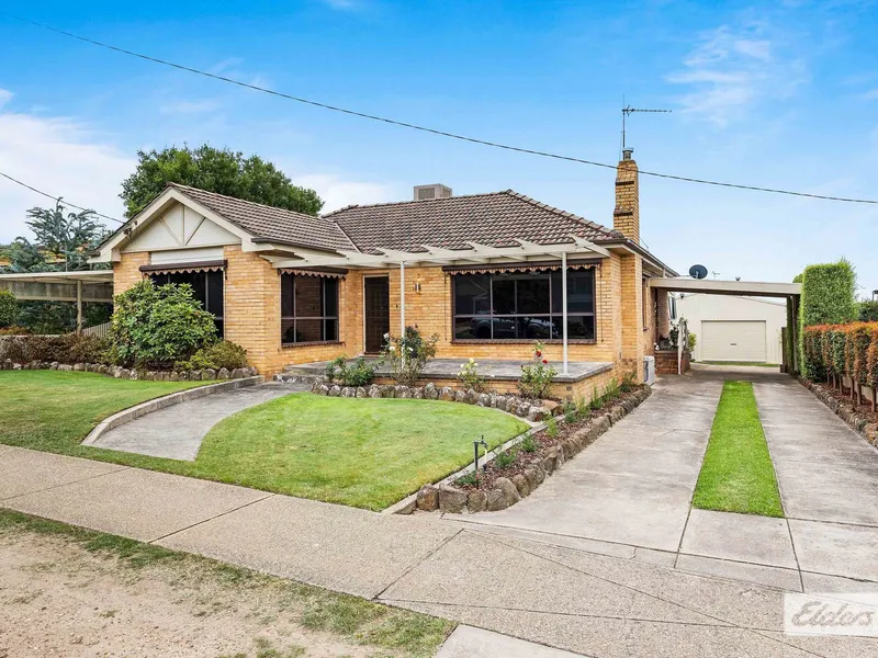 West End Entertainer