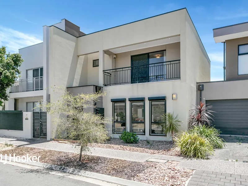 Modern Executive Home Near Park Setting!