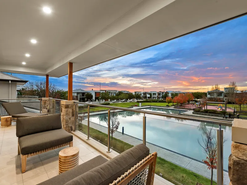 Sublime Modern Style With Uninterrupted Lake Views