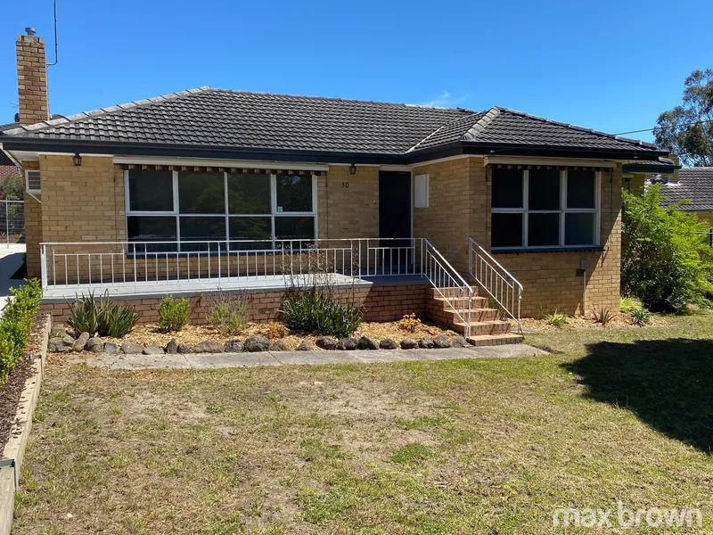 Three Bedroom Home - 2 Living Areas