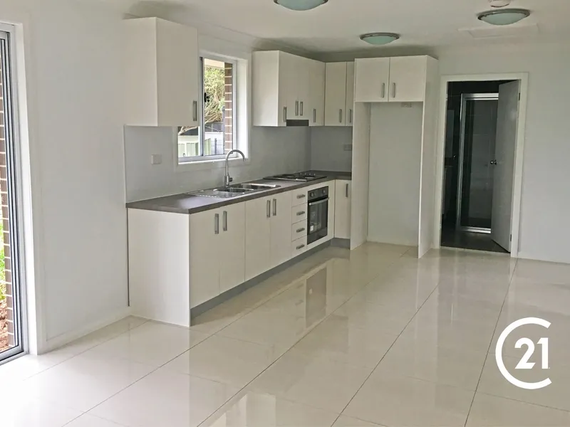 YOUNG & MODERN GRANNY FLAT - PRIVATE INSPECTION AVAILABLE