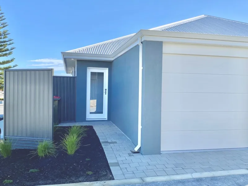 ONE BEDROOM UNIT IN EDEN BEACH JINDALEE