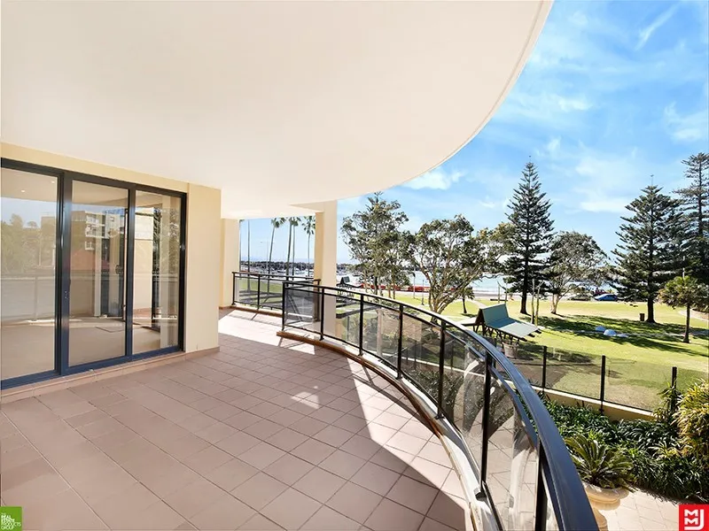 Rare Opportunity on Wollongong Harbour