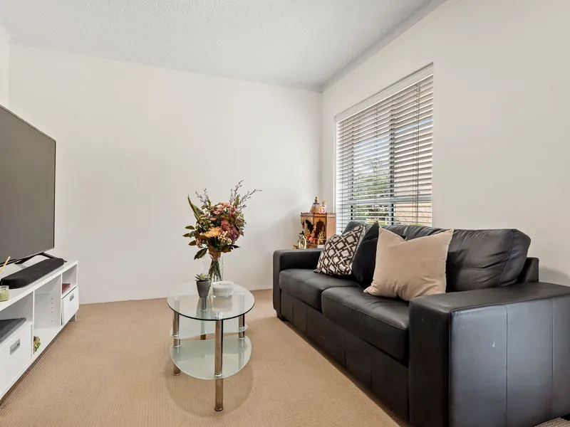 Great first home, weekender or sound investment metres from the beach
