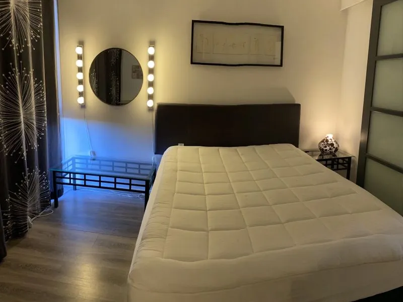 One bedroom fully furnished apartment in the heart of Melbourne CBD