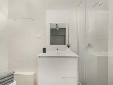 Fully Renovated Studio Open Plan $290 per week available now
