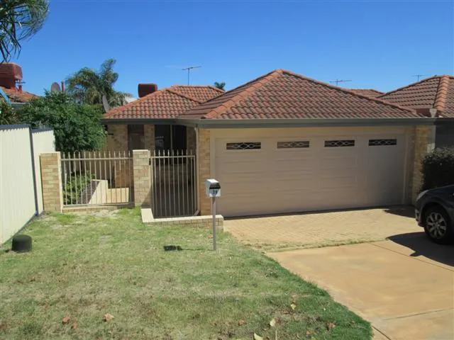 ** TO ARRANGE A VIEWING CLICK ON EMAIL/CONTACT AGENT TO REGISTER **
