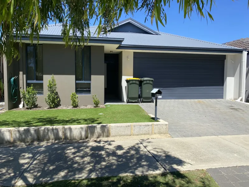 Banksia Grove Home